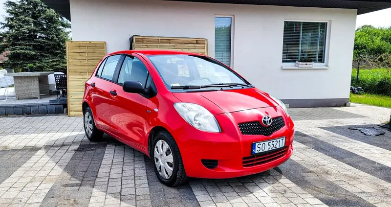 samochody osobowe Toyota Yaris cena 11900 przebieg: 233561, rok produkcji 2008 z Sosnowiec